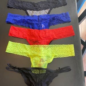5 pair thongs VS/Xhiliration/Maidenform